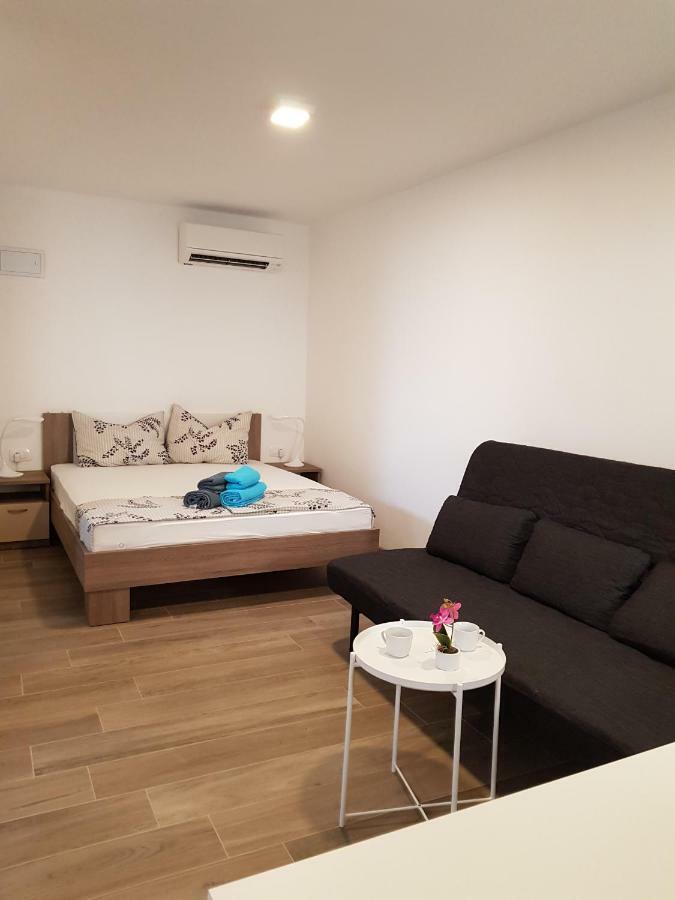 Beachfront Studio Palma Umag Exterior foto